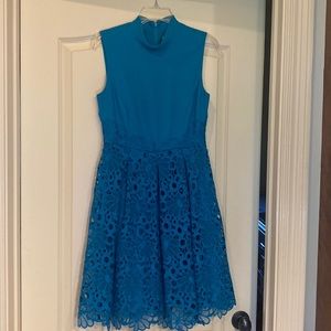 Antonio Melani Dress, size 4, Teal Color, cutout lace bottom